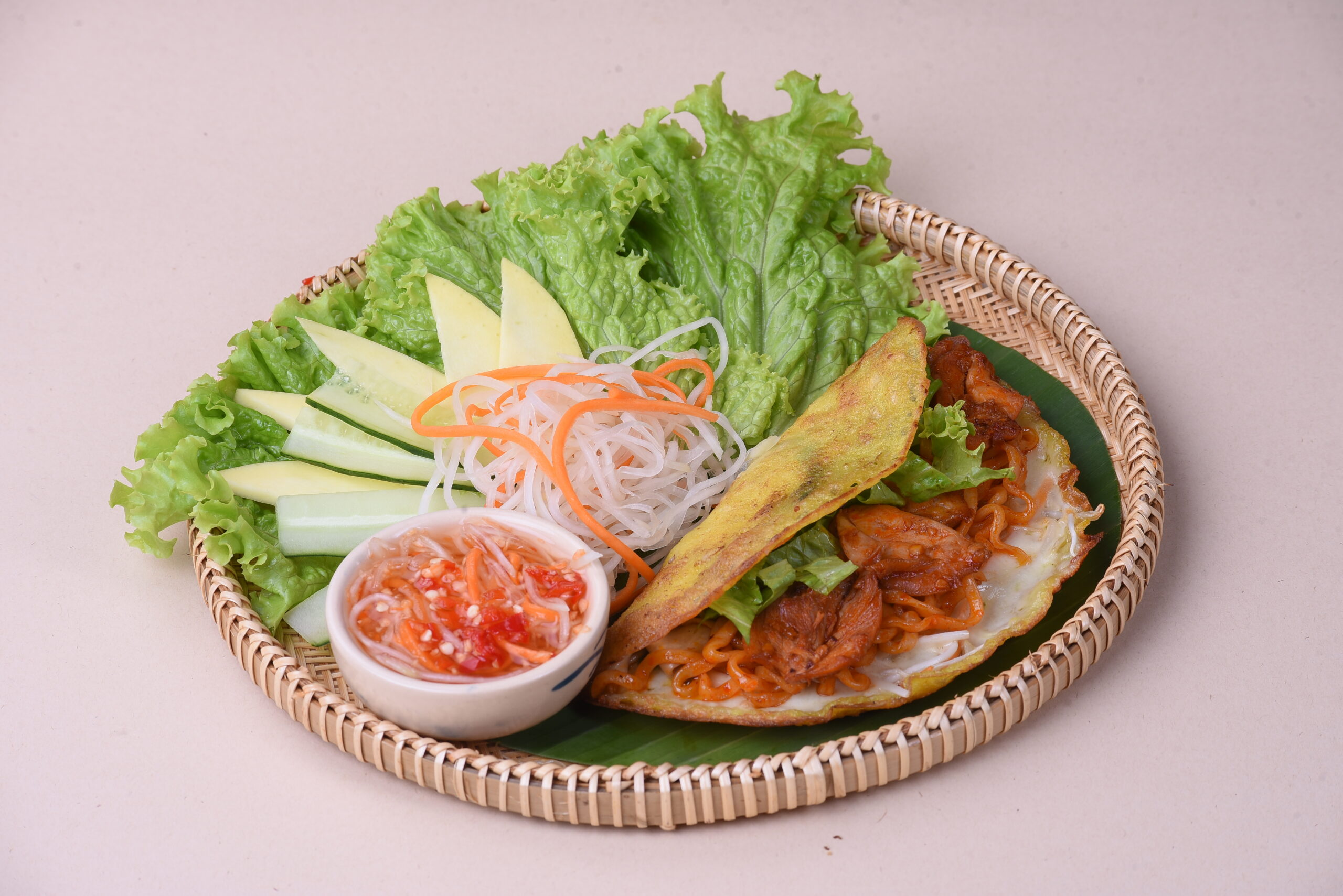 Buldak Banh Xeo at Lang Ta Vietnamese Restaurant in Da Nang
