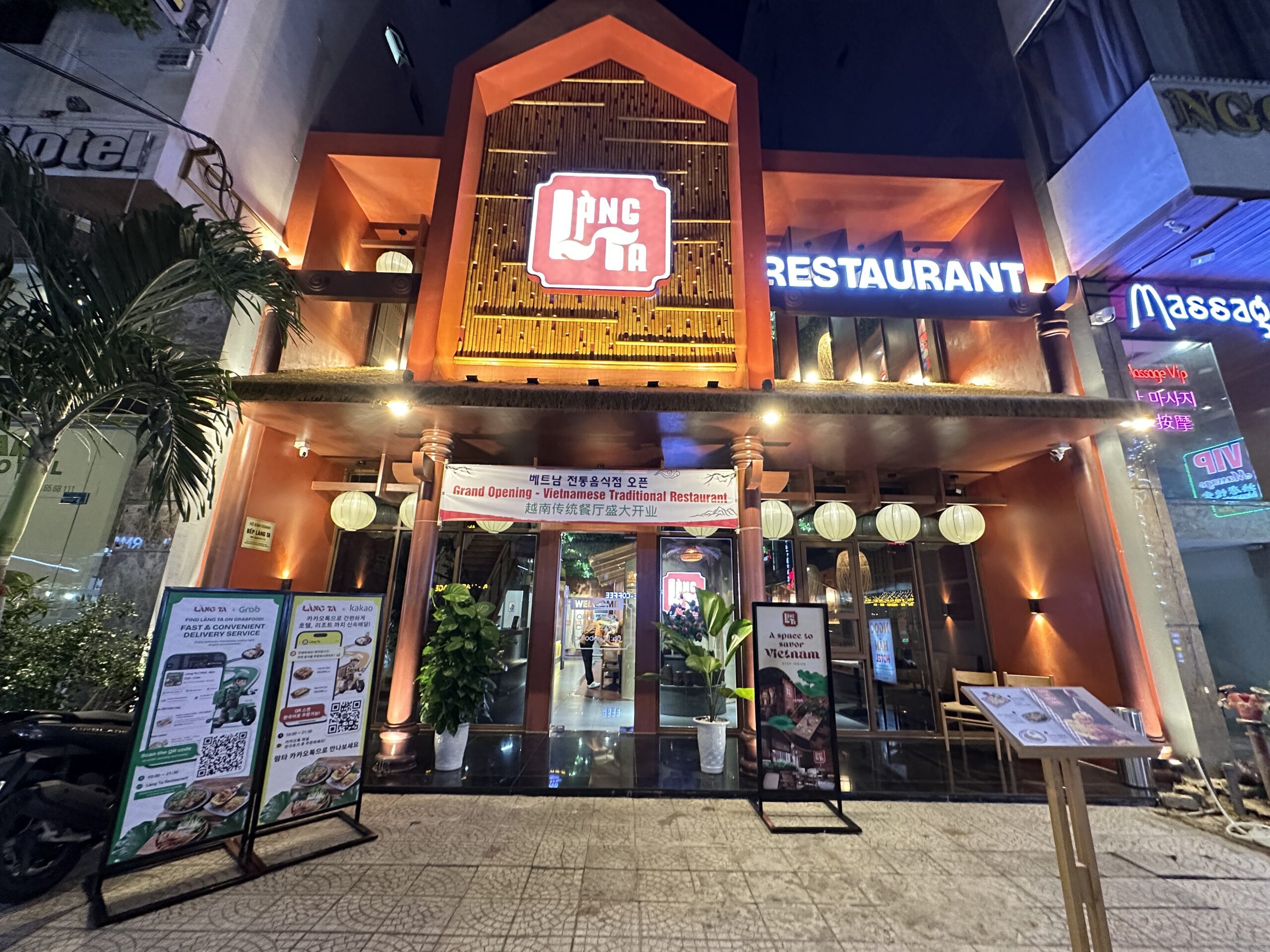 Exterior of Lang Ta Vietnamese Restaurant in An Thuong Da Nang